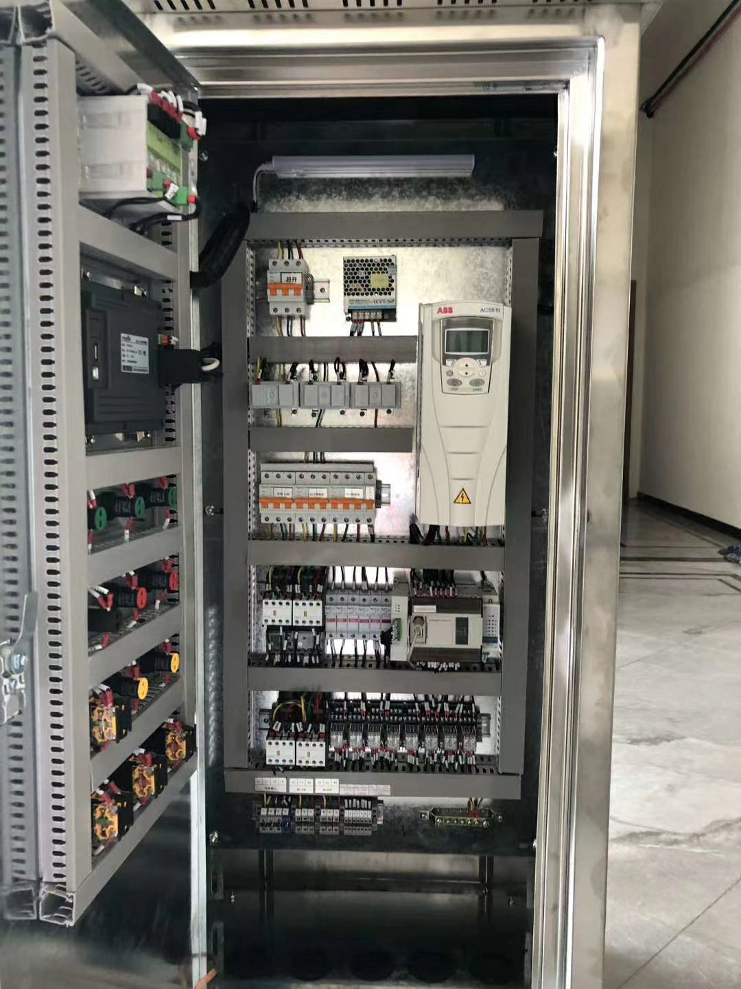 配電柜
